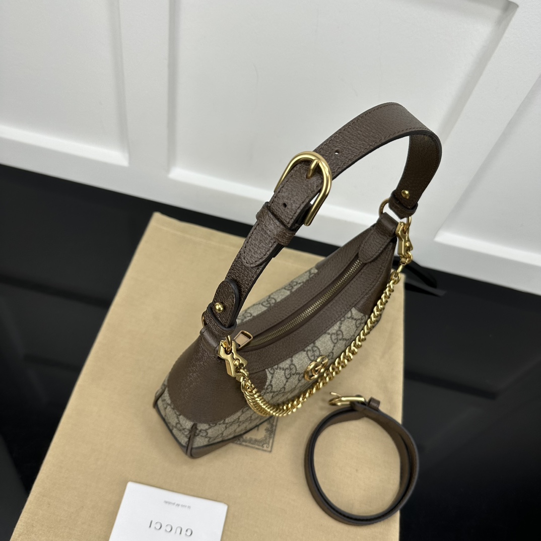 Gucci Hobo Bags